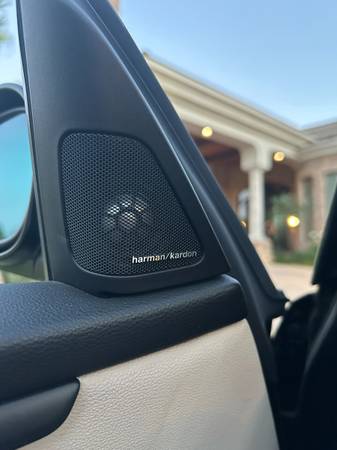 2011 BMW, dovoz USA — foto 9 z 12