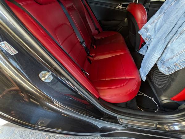 2019 Kia, dovoz USA — foto 2 z 12