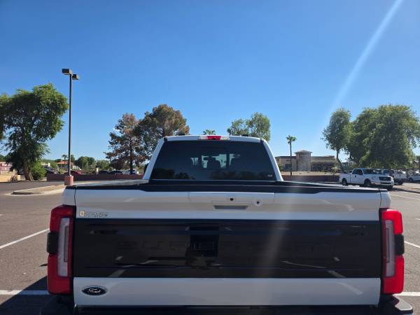 2026 Ford, dovoz USA — foto 1