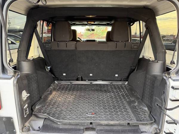 2015 Jeep, dovoz USA — foto 2 z 12