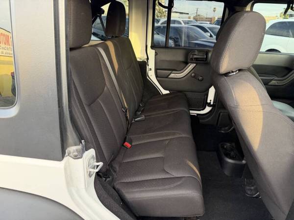 2015 Jeep, dovoz USA — foto 4 z 12