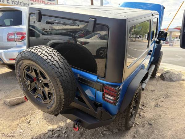 2016 Jeep, dovoz USA — foto 5 z 6