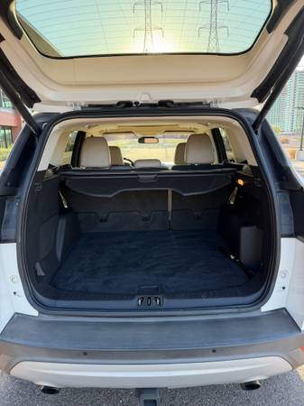 2017 Ford, dovoz USA — foto 10 z 12