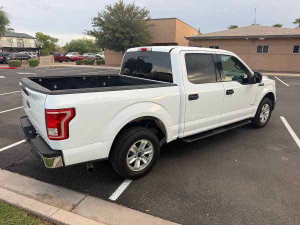 2016 Ford, dovoz USA — foto 6 z 12