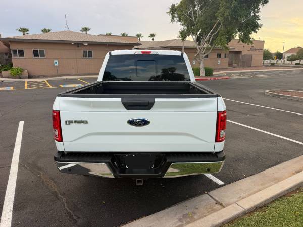2016 Ford, dovoz USA — foto 7 z 12