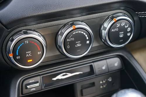 2022 Mazda, dovoz USA — foto 12 z 12