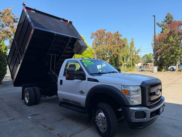 2015 Ford, dovoz USA — foto 2 z 12