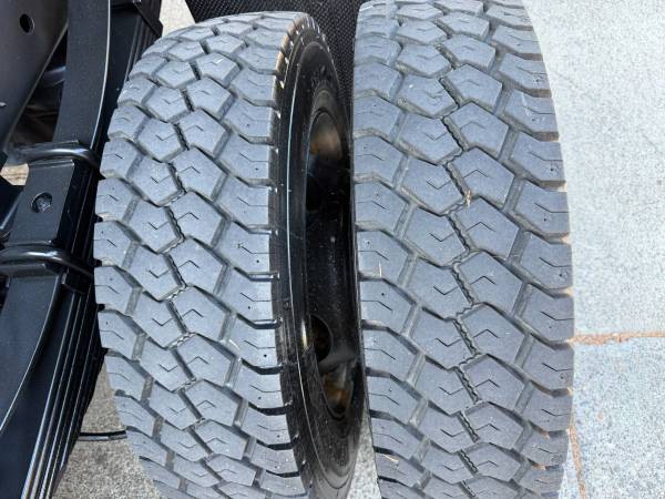 2015 Ford, dovoz USA — foto 5 z 12