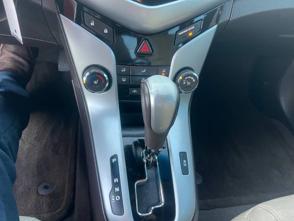 2012 Chevrolet, dovoz USA — foto 9 z 12