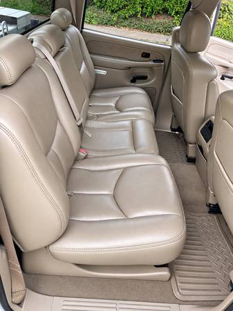 2004 GMC, dovoz USA — foto 9 z 10