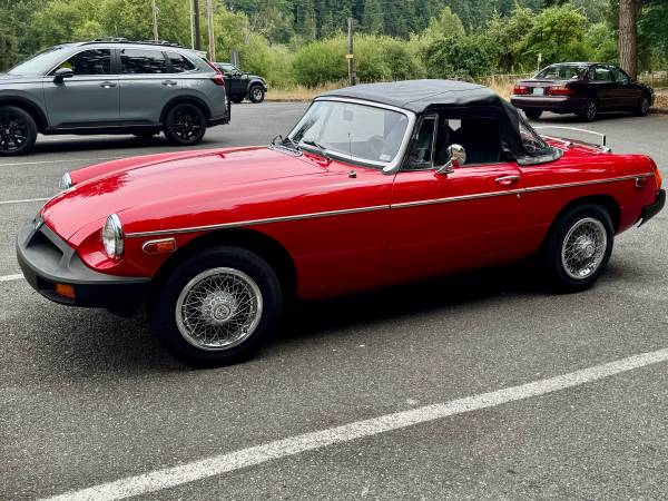 1977 MGB, dovoz USA — foto 3 z 5