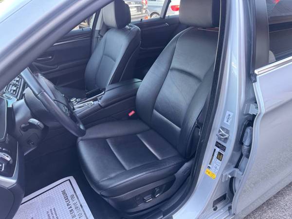 2011 BMW, dovoz USA — foto 12 z 12