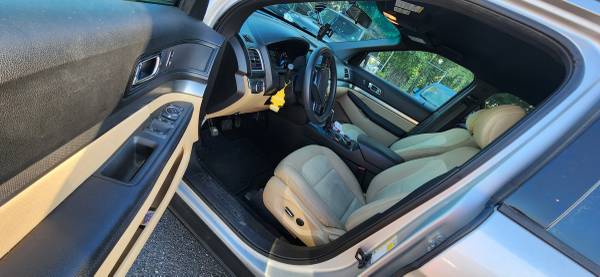 2017 Ford, dovoz USA — foto 8 z 12