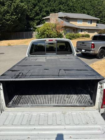 2001 Ford, dovoz USA — foto 3 z 12