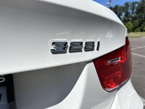 2011 BMW, dovoz USA — foto 8 z 12