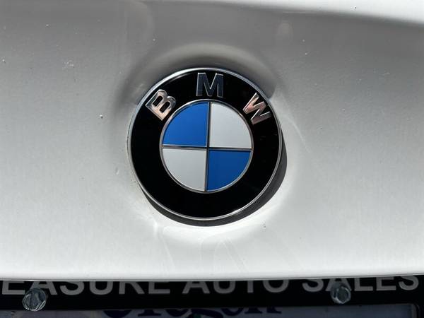 2011 BMW, dovoz USA — foto 9 z 12