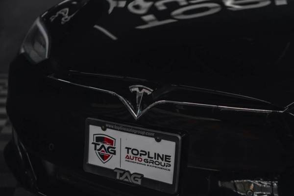 2017 Tesla, dovoz USA — foto 4 z 12