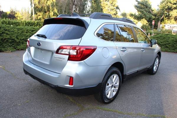 2016 Subaru, dovoz USA — foto 3 z 12