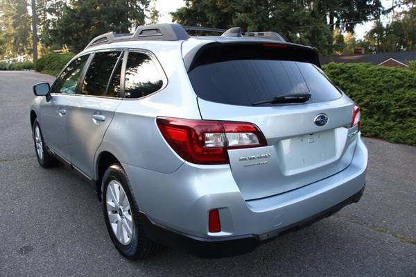 2016 Subaru, dovoz USA — foto 4 z 12