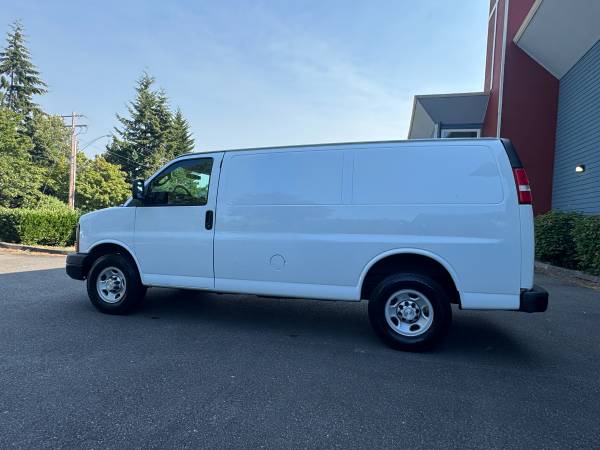 2016 Chevrolet, dovoz USA — foto 5 z 11