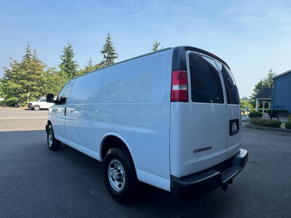 2016 Chevrolet, dovoz USA — foto 6 z 11