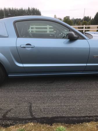 2006 Ford, modrá, dovoz USA — foto 11 z 12