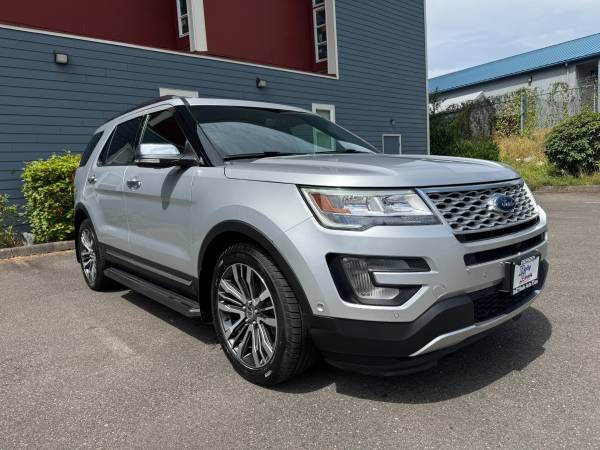 2017 Ford, dovoz USA — foto 8 z 11