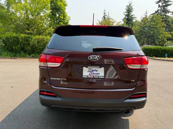 Kia, dovoz USA — foto 6 z 11