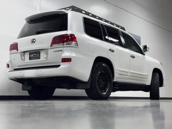 2015 Lexus, dovoz USA — foto 5 z 12
