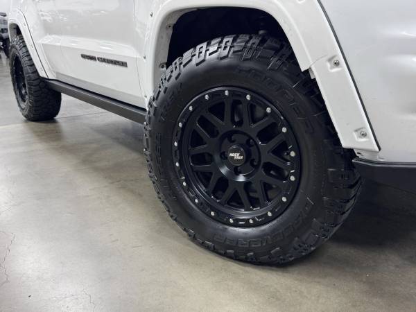 2017 Jeep, dovoz USA — foto 8 z 12