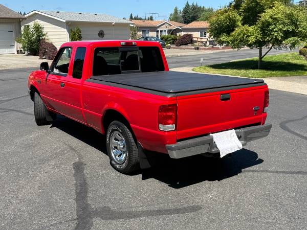 2000 Ford, dovoz USA — foto 2 z 12