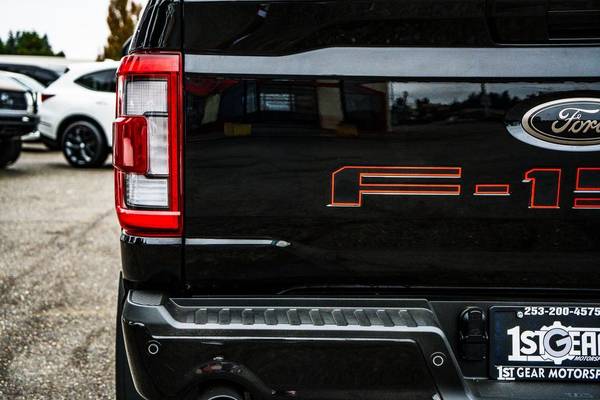 2023 Ford, dovoz USA — foto 9 z 11