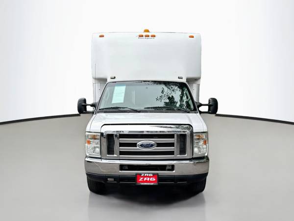 2012 Ford, dovoz USA — foto 8 z 12