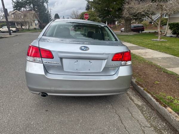 2012 Subaru, dovoz USA — foto 6 z 12