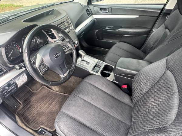 2012 Subaru, dovoz USA — foto 7 z 12