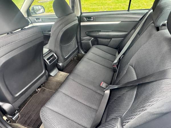 2012 Subaru, dovoz USA — foto 8 z 12