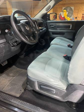 2017 Dodge, dovoz USA — foto 9 z 9