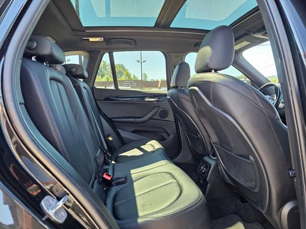 2018 BMW, dovoz USA — foto 12 z 12