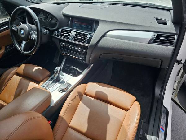 2017 BMW, dovoz USA — foto 11 z 12