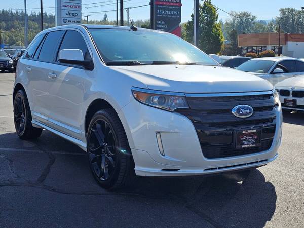 2011 Ford, dovoz USA — foto 7 z 12