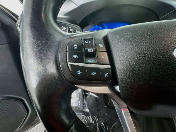2020 Ford, dovoz USA — foto 12 z 12