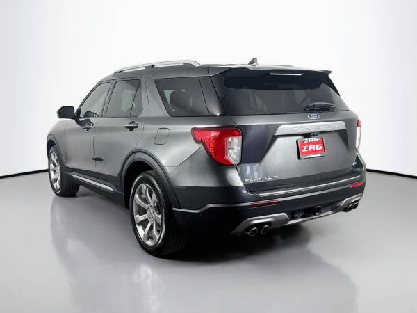 2020 Ford, dovoz USA — foto 3 z 12