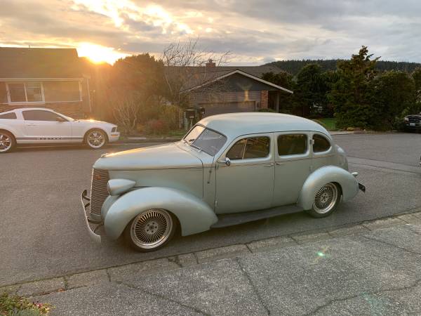 1938 Studebaker Commander, dovoz USA — foto 4 z 9