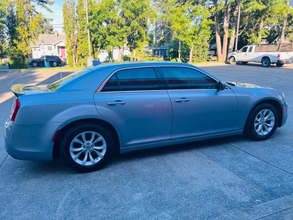 2015 Chrysler, šedá, dovoz USA — foto 8 z 12