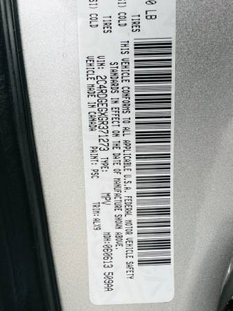 2016 Dodge, dovoz USA — foto 9 z 12