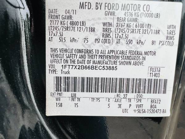 2011 Ford, dovoz USA — foto 12 z 12