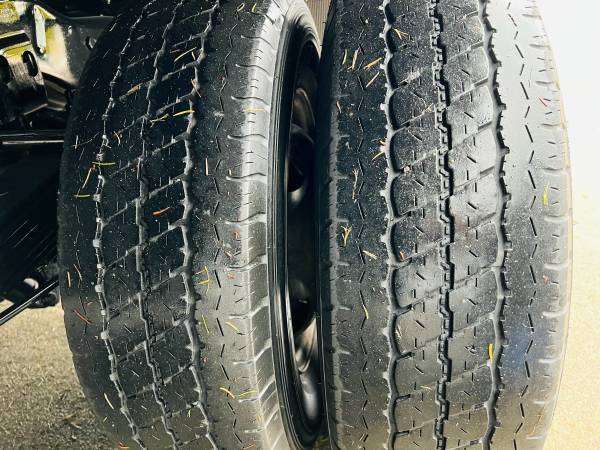 2012 Ford, dovoz USA — foto 11 z 12