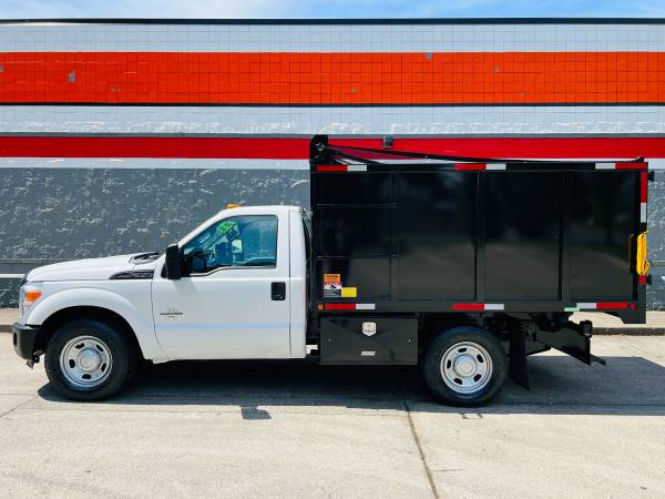 2011 Ford, dovoz USA — foto 12 z 12