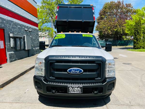 2011 Ford, dovoz USA — foto 3 z 12