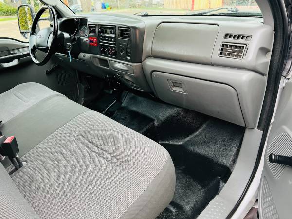 2003 Ford, dovoz USA — foto 9 z 12